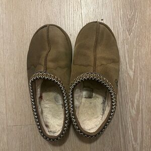 Ugg Tasman slippers